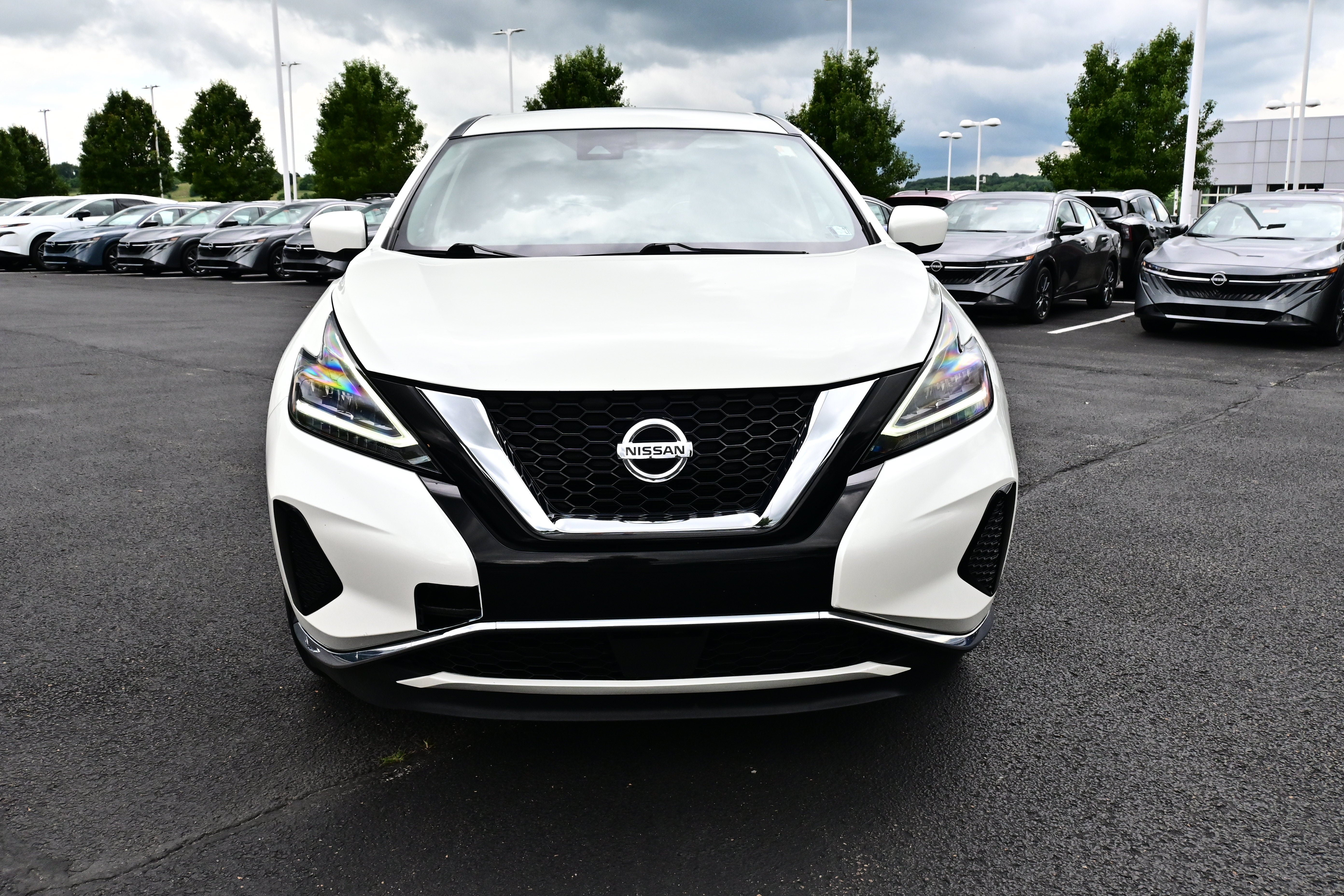 Used 2022 Nissan Murano S AWD/4WD image 3