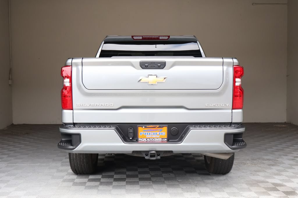 Used 2025 Chevrolet Silverado 1500 Custom RWD image 11