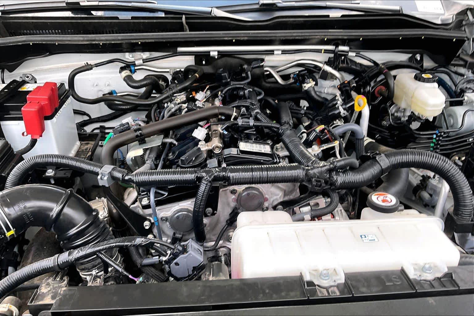 Used 2025 Toyota 4Runner SR5 AWD/4WD image 31