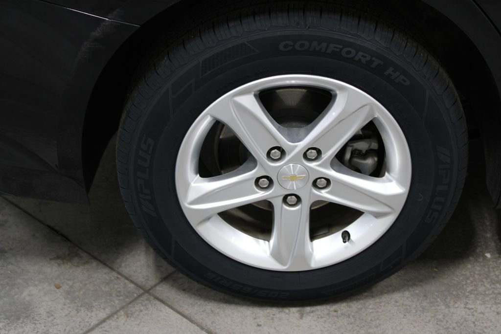 Used 2023 Chevrolet Malibu LT image 46