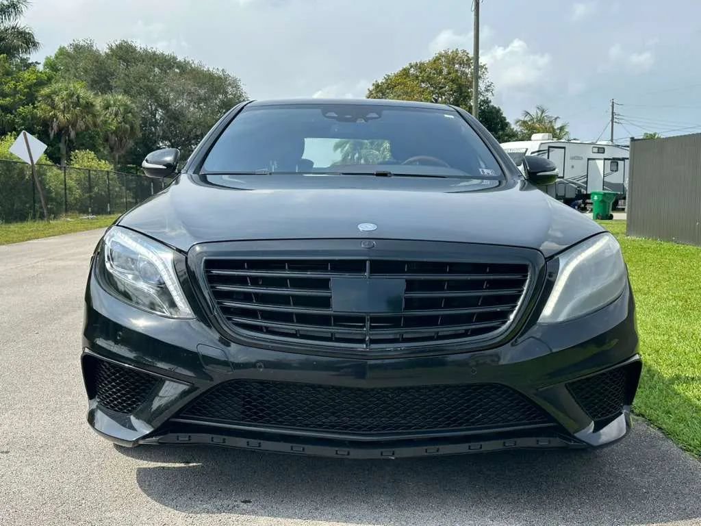 Used 2016 Mercedes-Benz S 550 4MATIC Sedan image 2