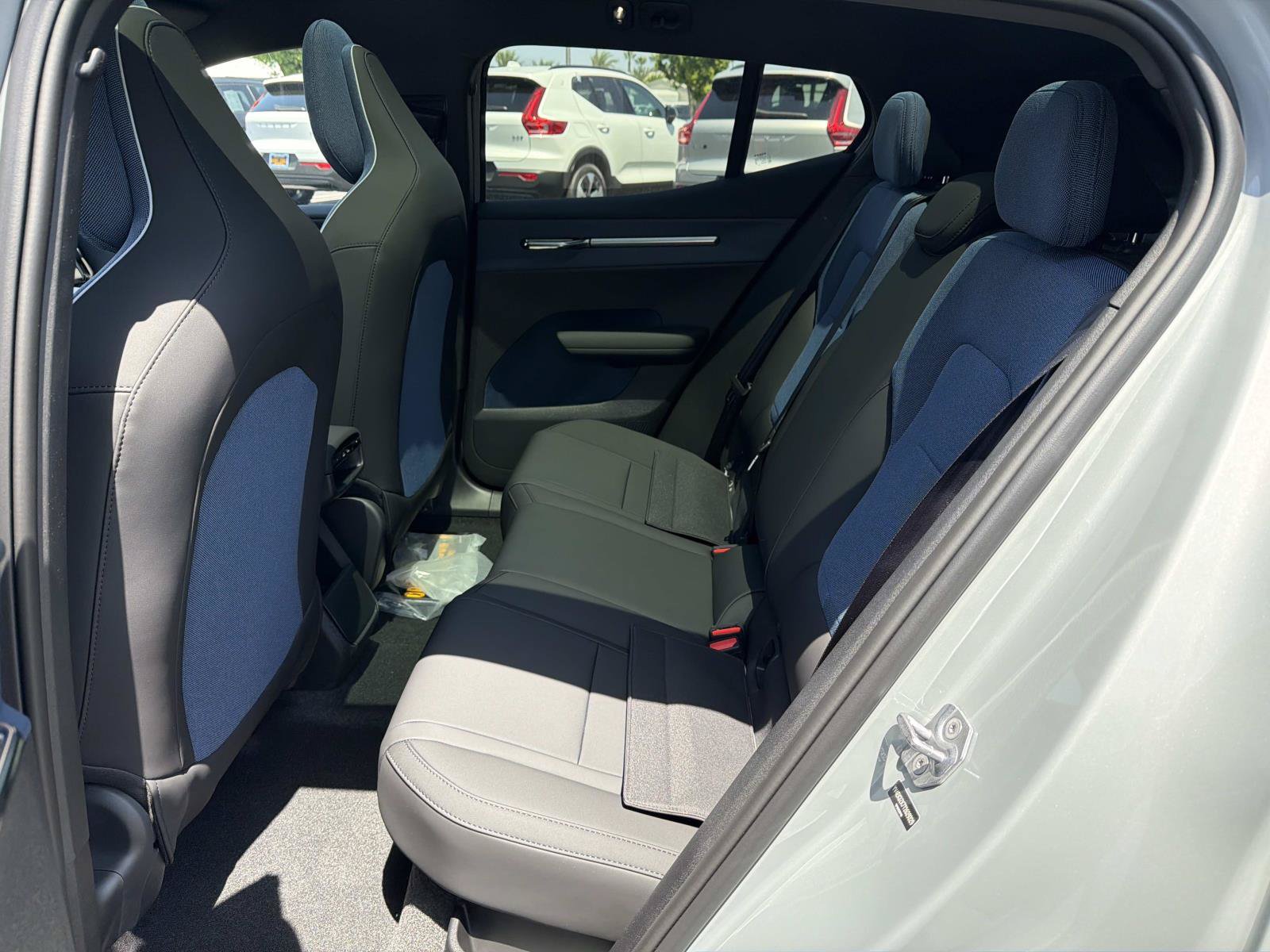 New 2026 Volvo EX30 Plus w/ Climate Package AWD/4WD image 17