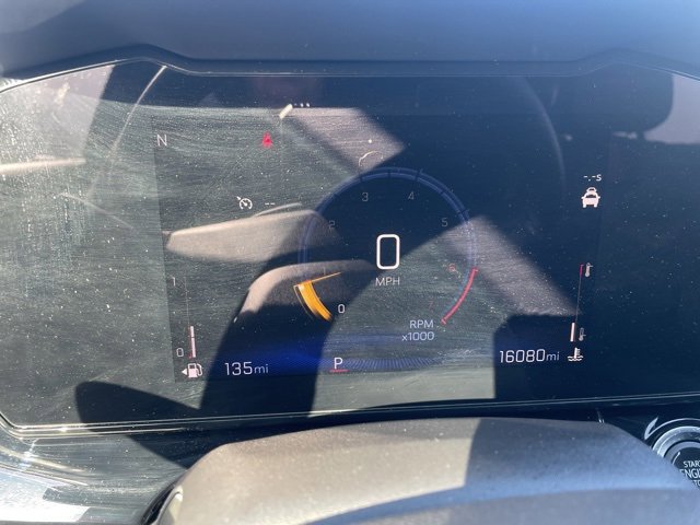 Used 2025 Chevrolet Trax RS image 22