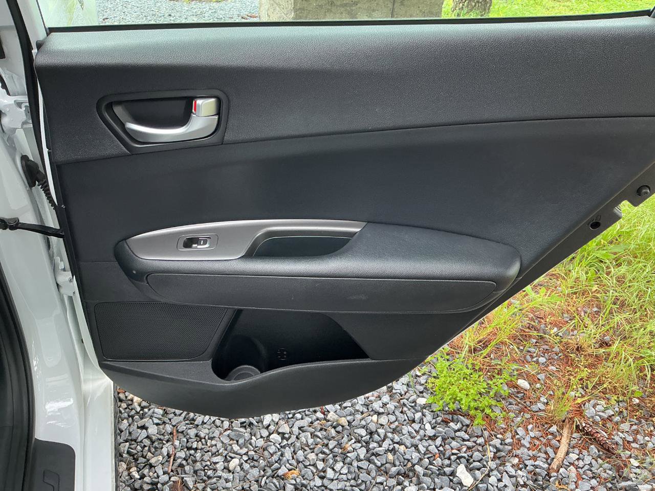 Used 2019 Kia Optima S FWD image 17
