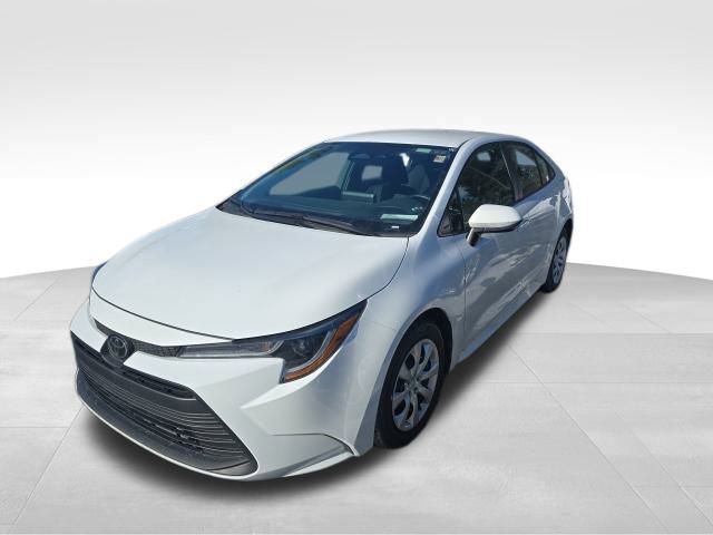 Used 2024 Toyota Corolla LE image 10