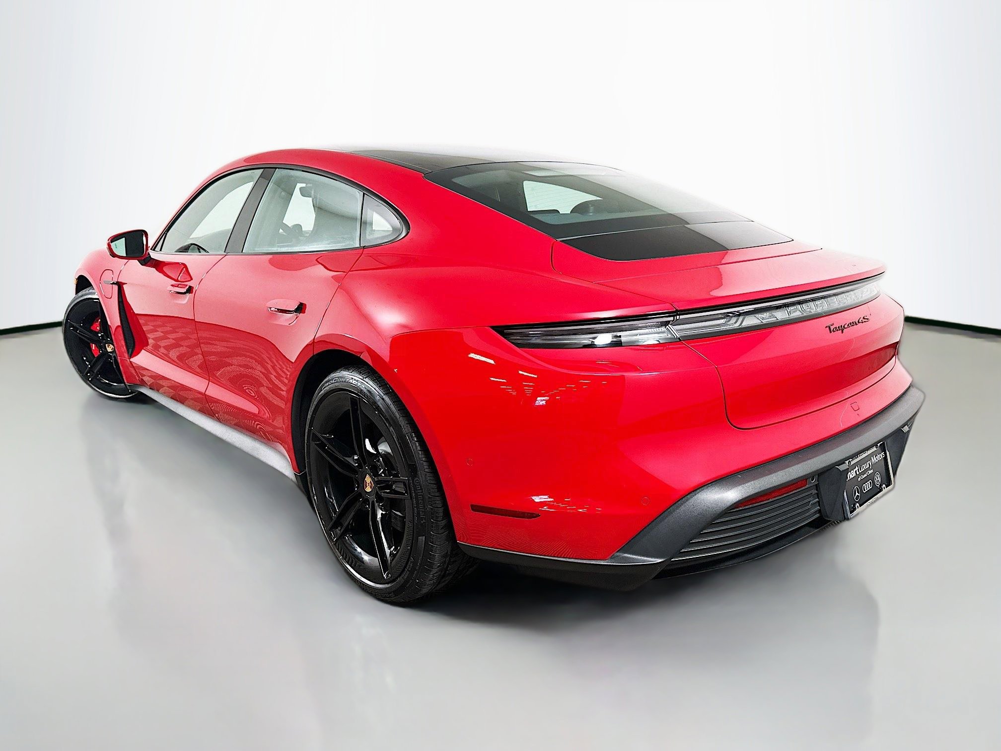 Used 2025 Porsche Taycan 4S AWD/4WD image 5