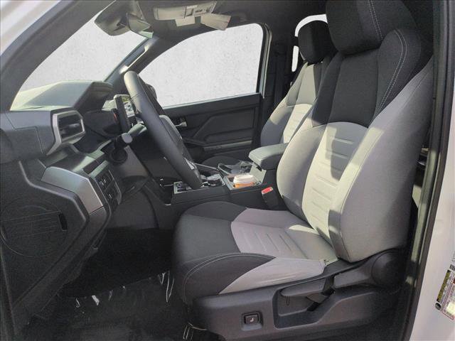 Used 2025 Toyota Tacoma TRD Off-Road AWD/4WD image 11