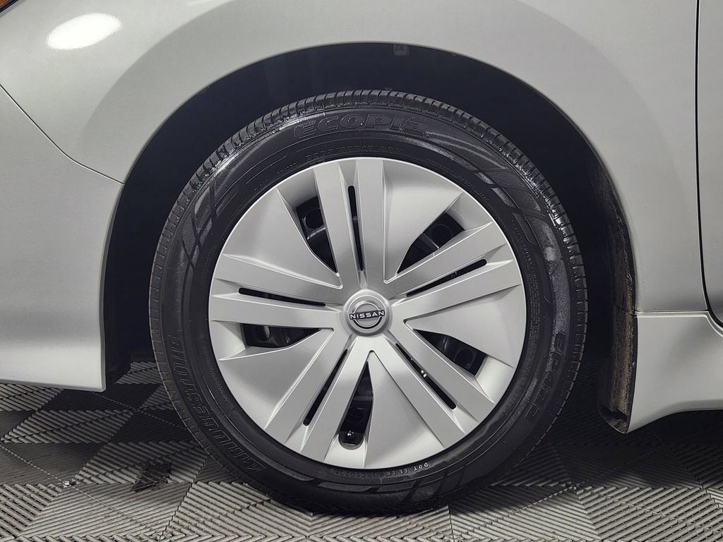 Used 2025 Nissan Leaf S FWD image 22