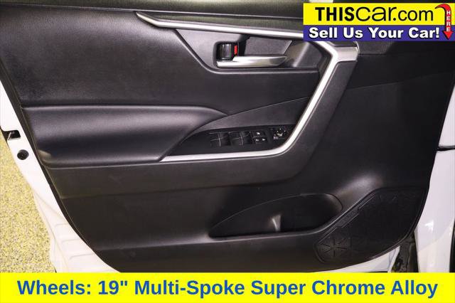 Used 2020 Toyota RAV4 XLE Premium image 26