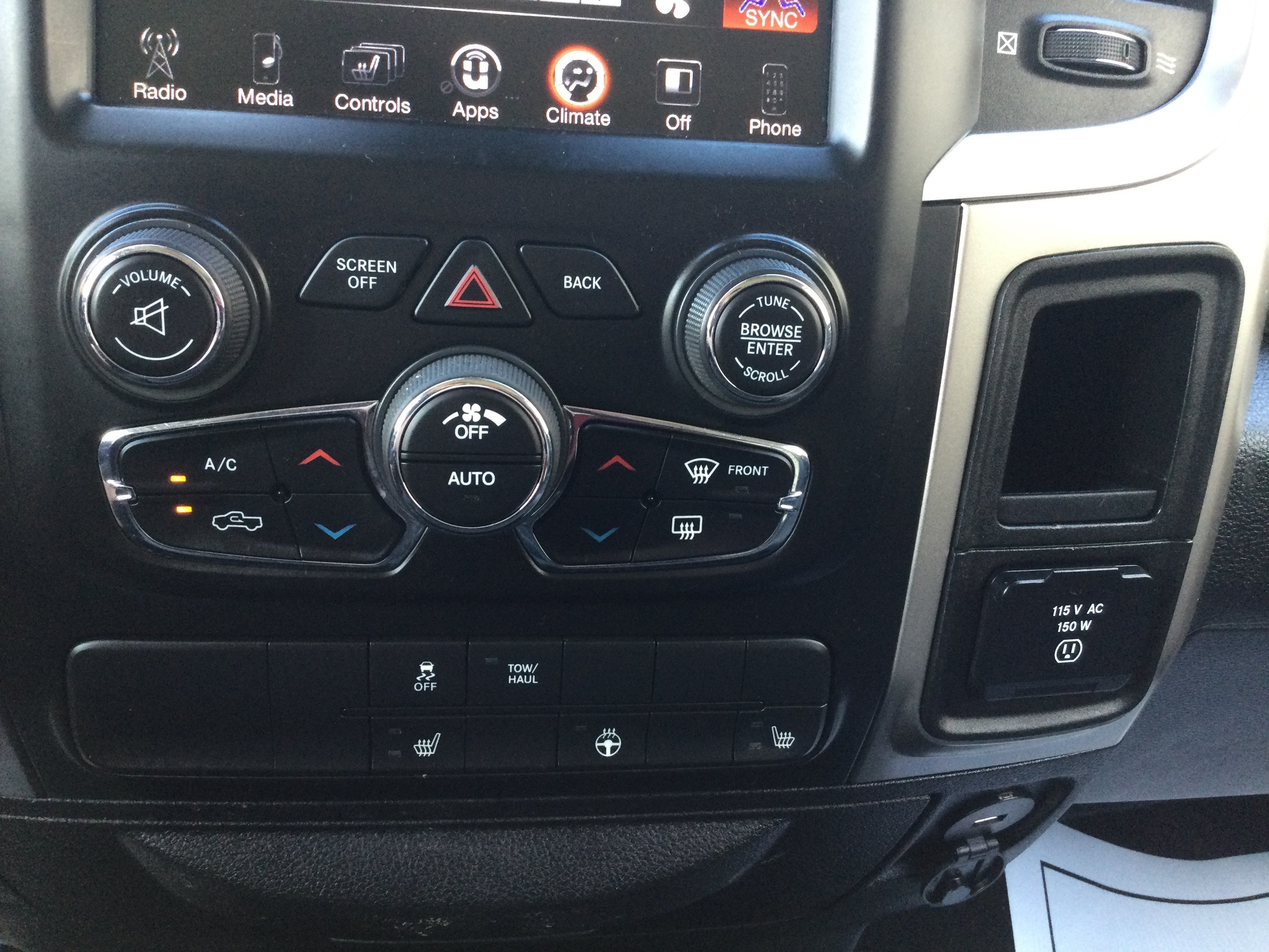 Used 2015 RAM 1500 Outdoorsman AWD/4WD image 13