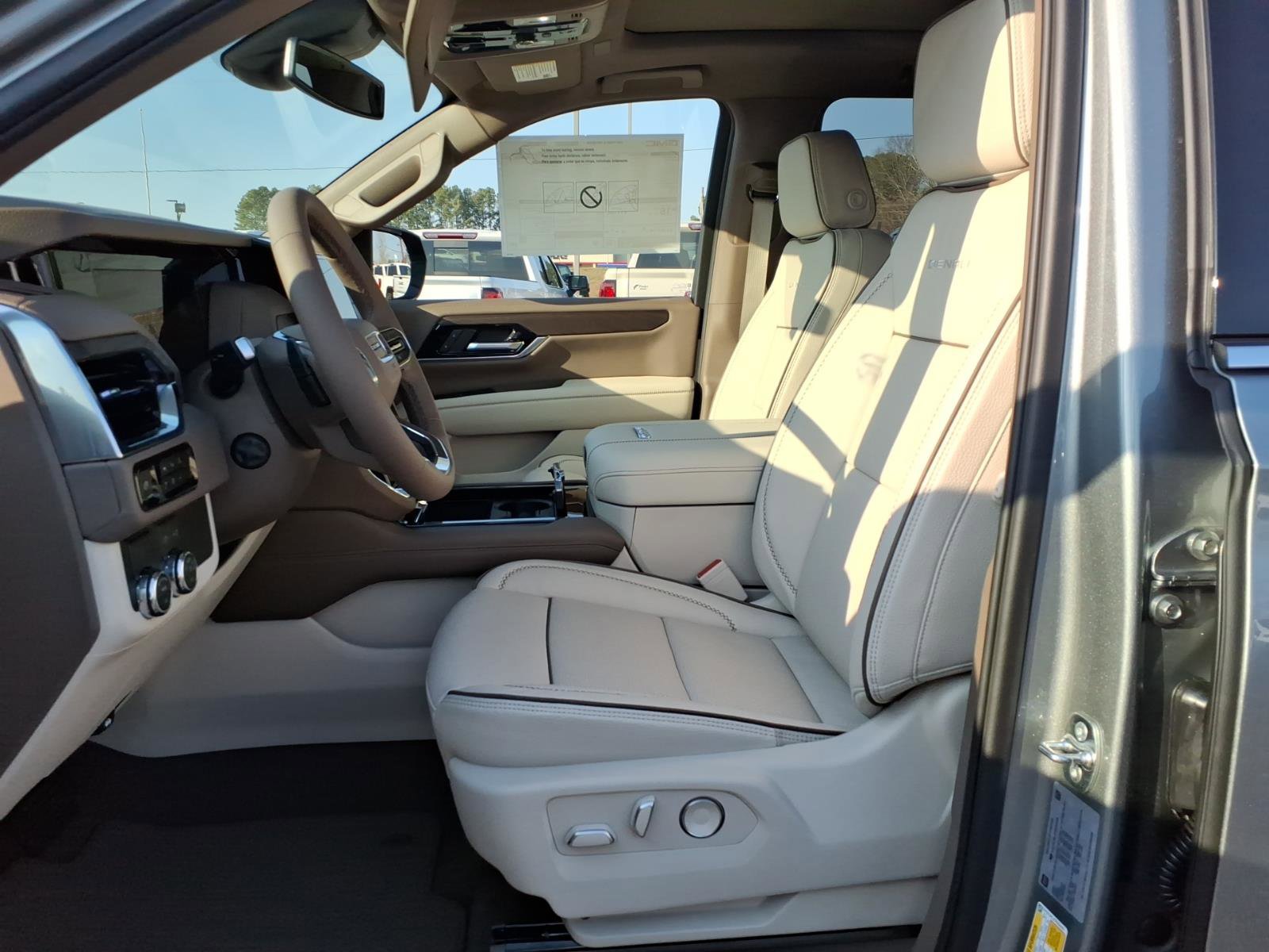 New 2026 GMC Yukon XL Denali w/ Sun & Power Step Package image 20