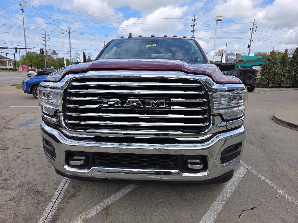 Used 2024 RAM 2500 Limited w/ Safety Group AWD/4WD image 5
