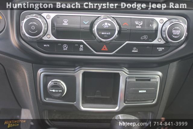 Used 2023 Jeep Wrangler Sport image 13