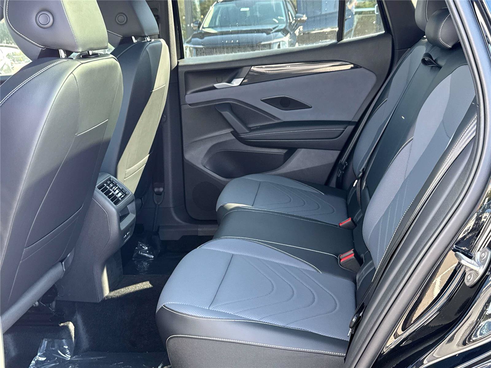 New 2026 Volkswagen Tiguan SE R-Line AWD/4WD image 27