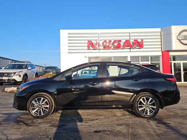 Used 2024 Nissan Versa SV w/ Trunk Package image 2