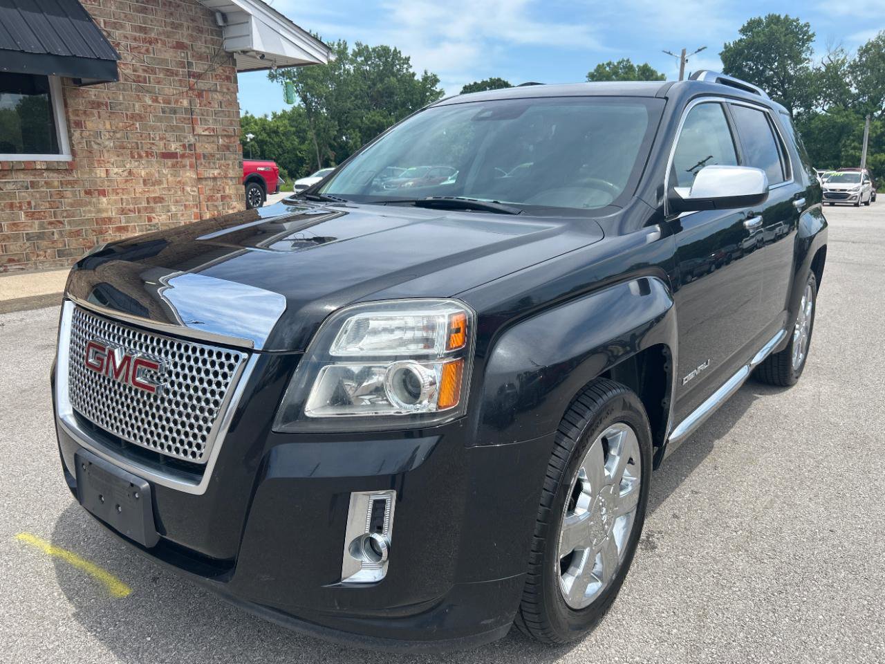 Used 2015 GMC Terrain Denali FWD image 1