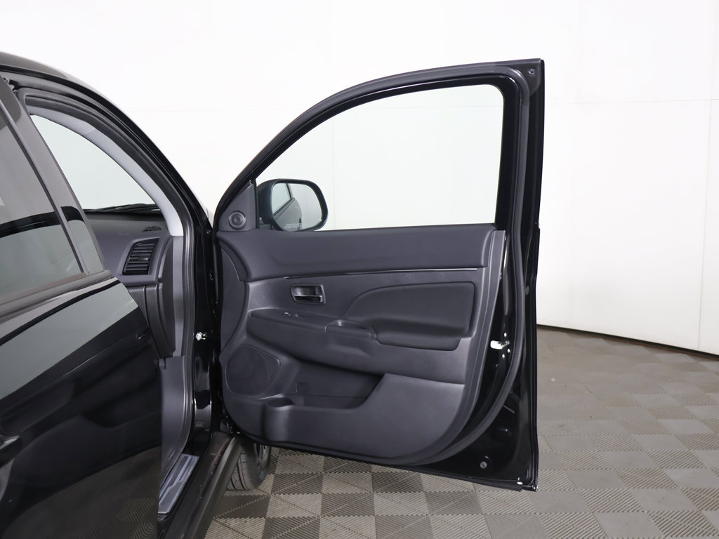 New 2027 Mitsubishi Outlander Sport ES AWD/4WD image 16