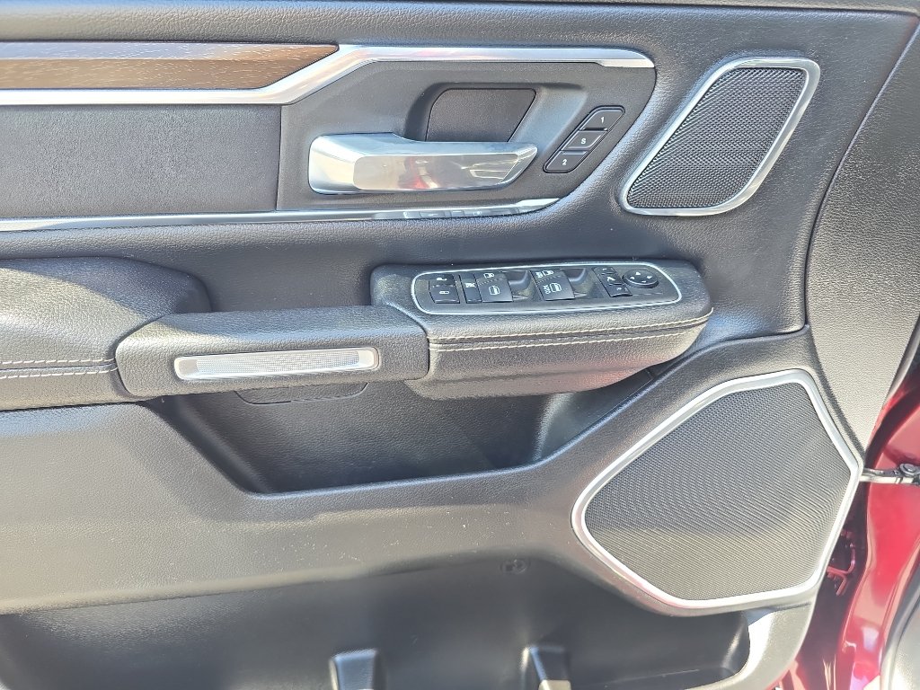 Used 2022 RAM 1500 Laramie AWD/4WD image 19