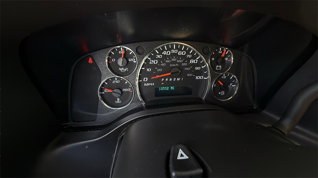 Used 2024 Chevrolet Express 2500 w/ Driver Convenience Package image 20