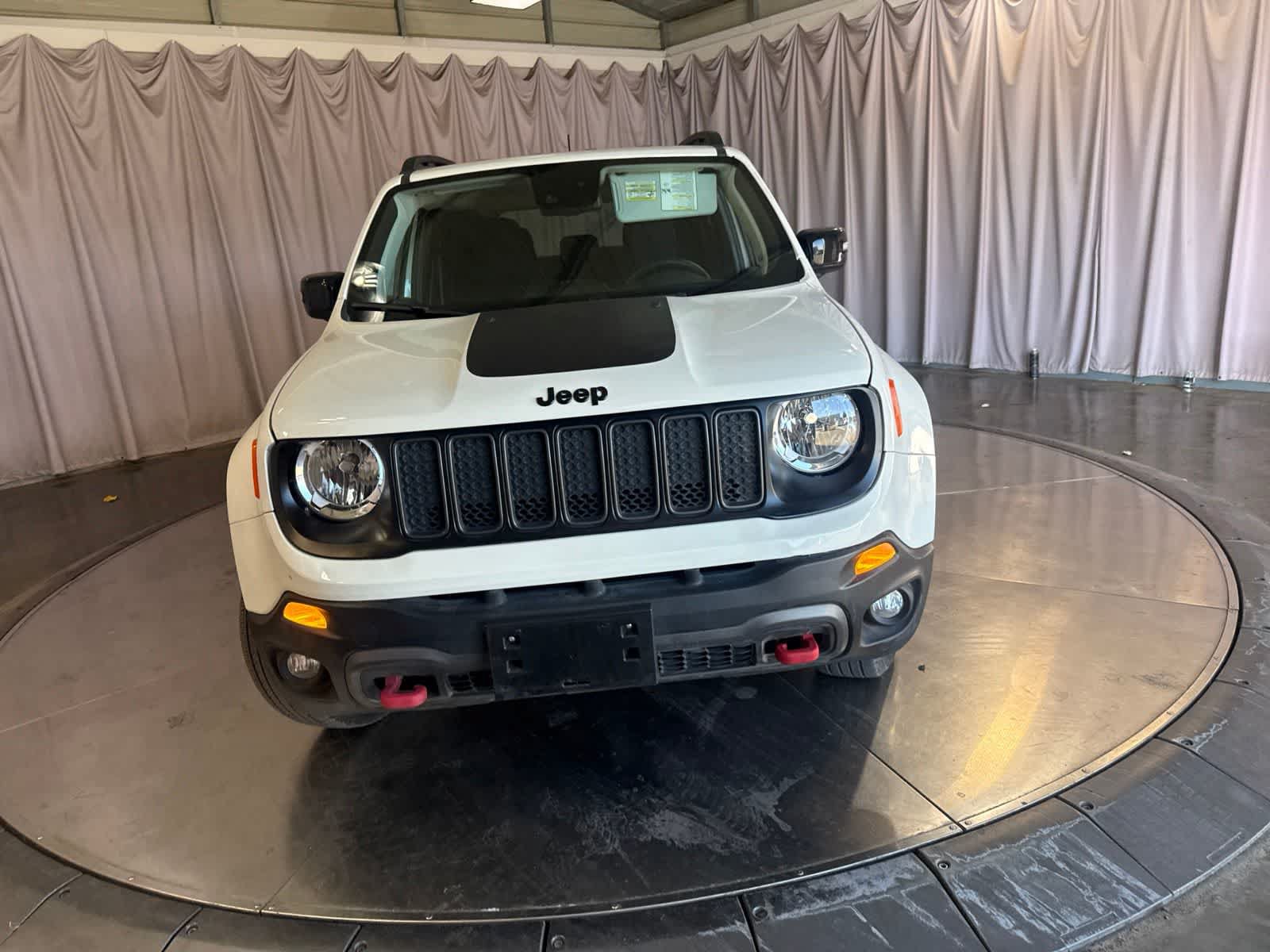 Used 2023 Jeep Renegade Trailhawk AWD/4WD image 2