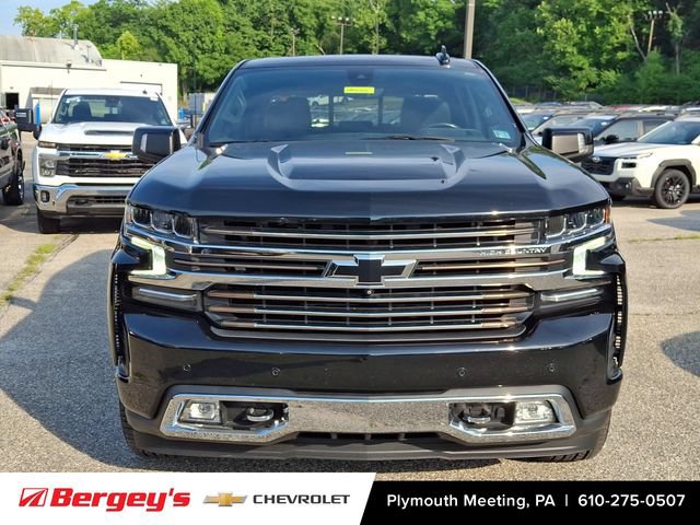 Certified 2021 Chevrolet Silverado 1500 High Country w/ Technology Package AWD/4WD image 3
