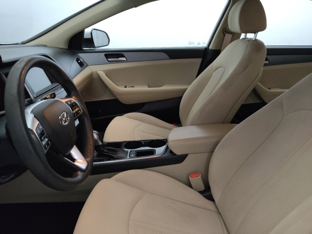 Used 2019 Hyundai Sonata SE FWD image 17