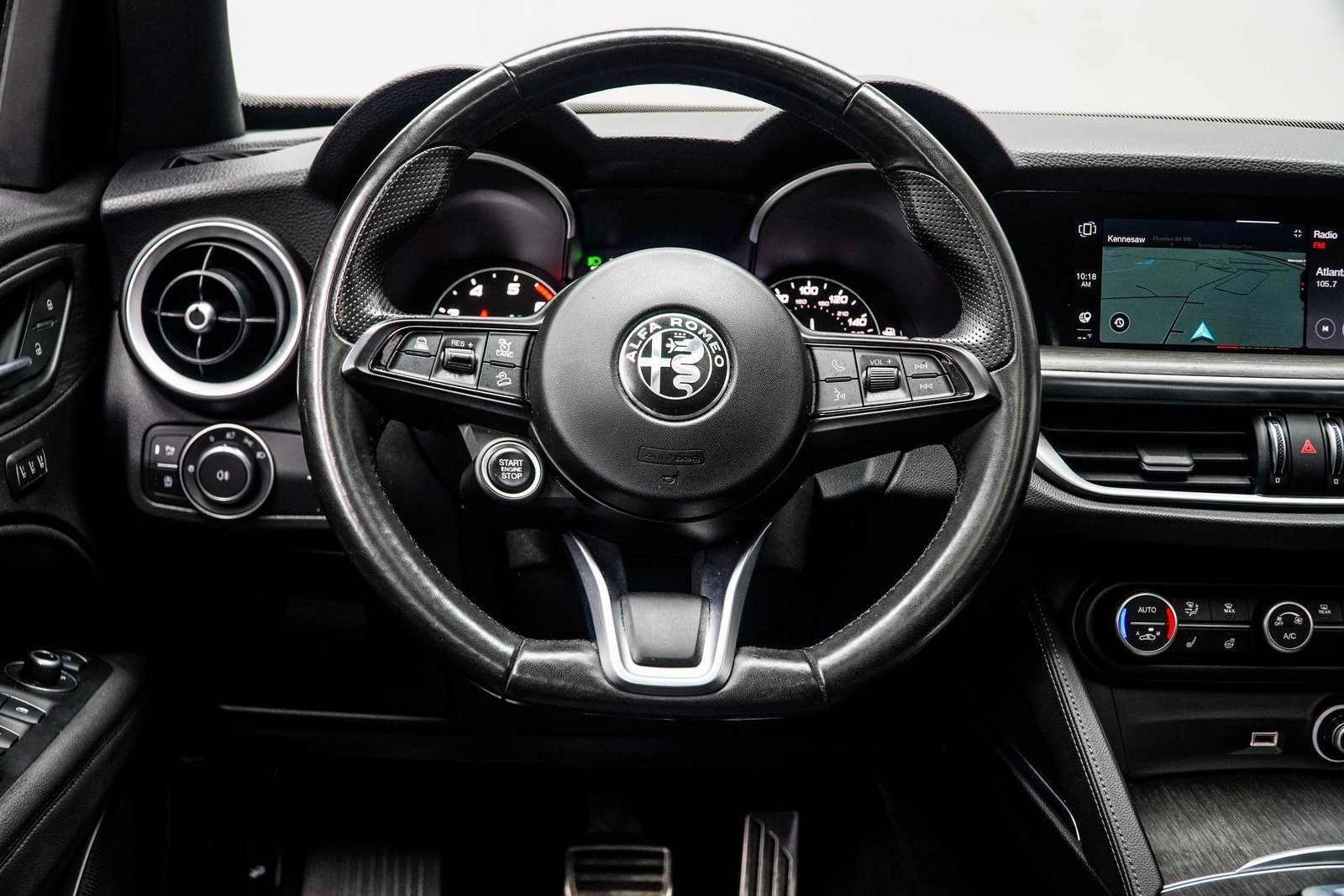 Used 2022 Alfa Romeo Stelvio Ti image 15