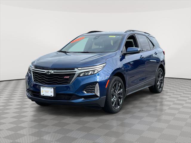 Used 2022 Chevrolet Equinox RS w/ LPO, Floor Liner Package image 3