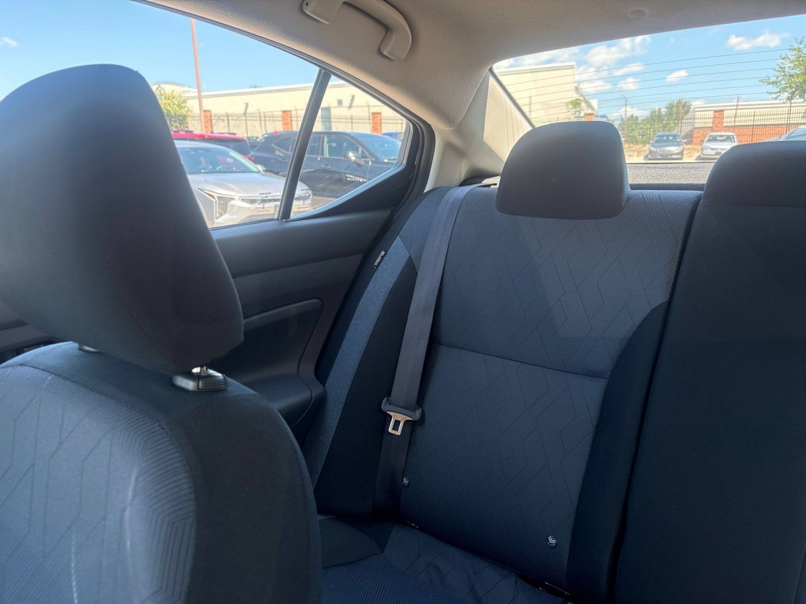 Used 2025 Nissan Versa SV FWD image 34