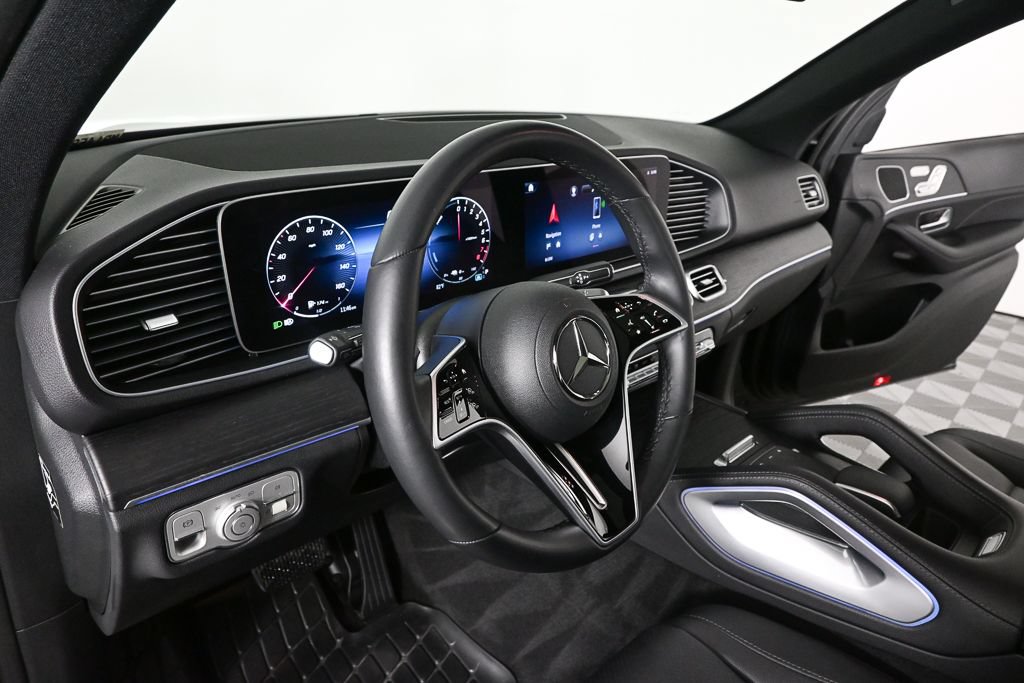Certified 2025 Mercedes-Benz GLE 450e 4MATIC image 6