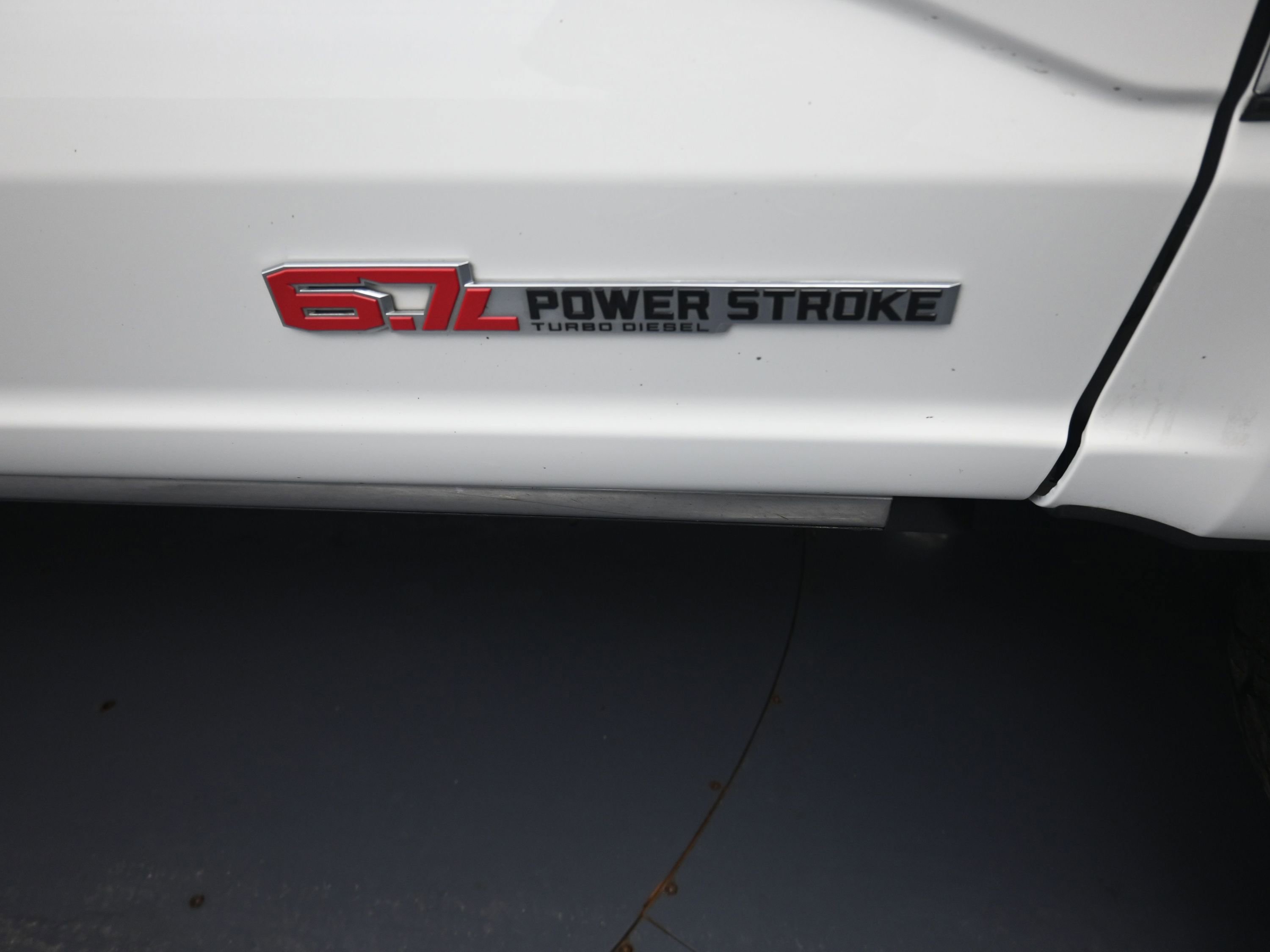 Used 2024 Ford F250 Platinum image 6