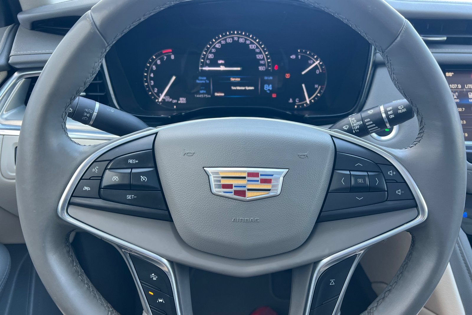 Used 2018 Cadillac XT5 Premium Luxury AWD/4WD image 21
