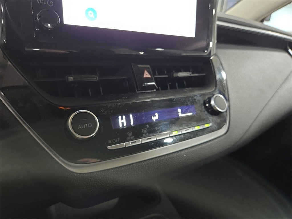 Used 2024 Toyota Corolla LE image 19