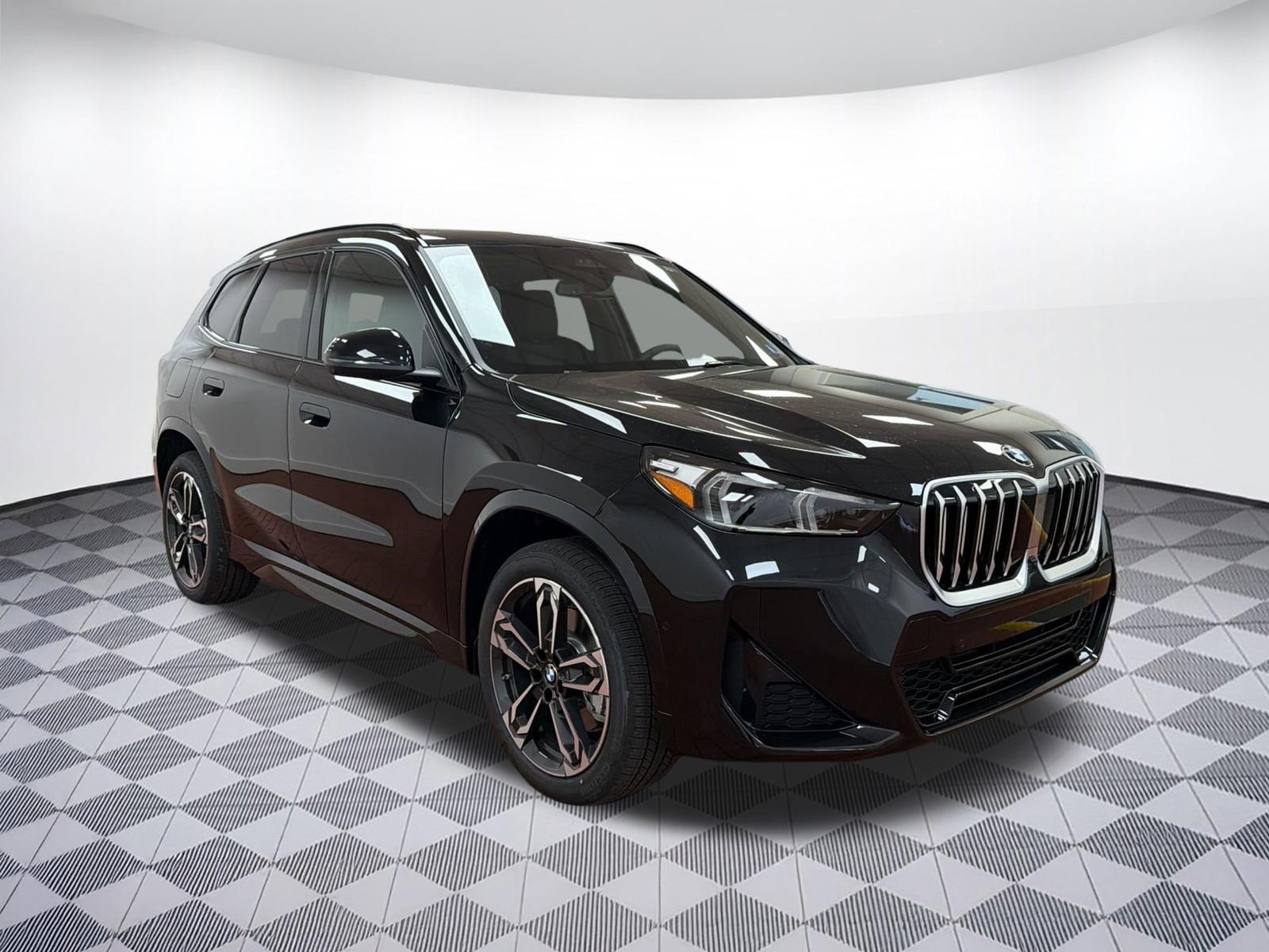 New 2026 BMW X1 xDrive28i w/ Technology Package AWD/4WD image 7