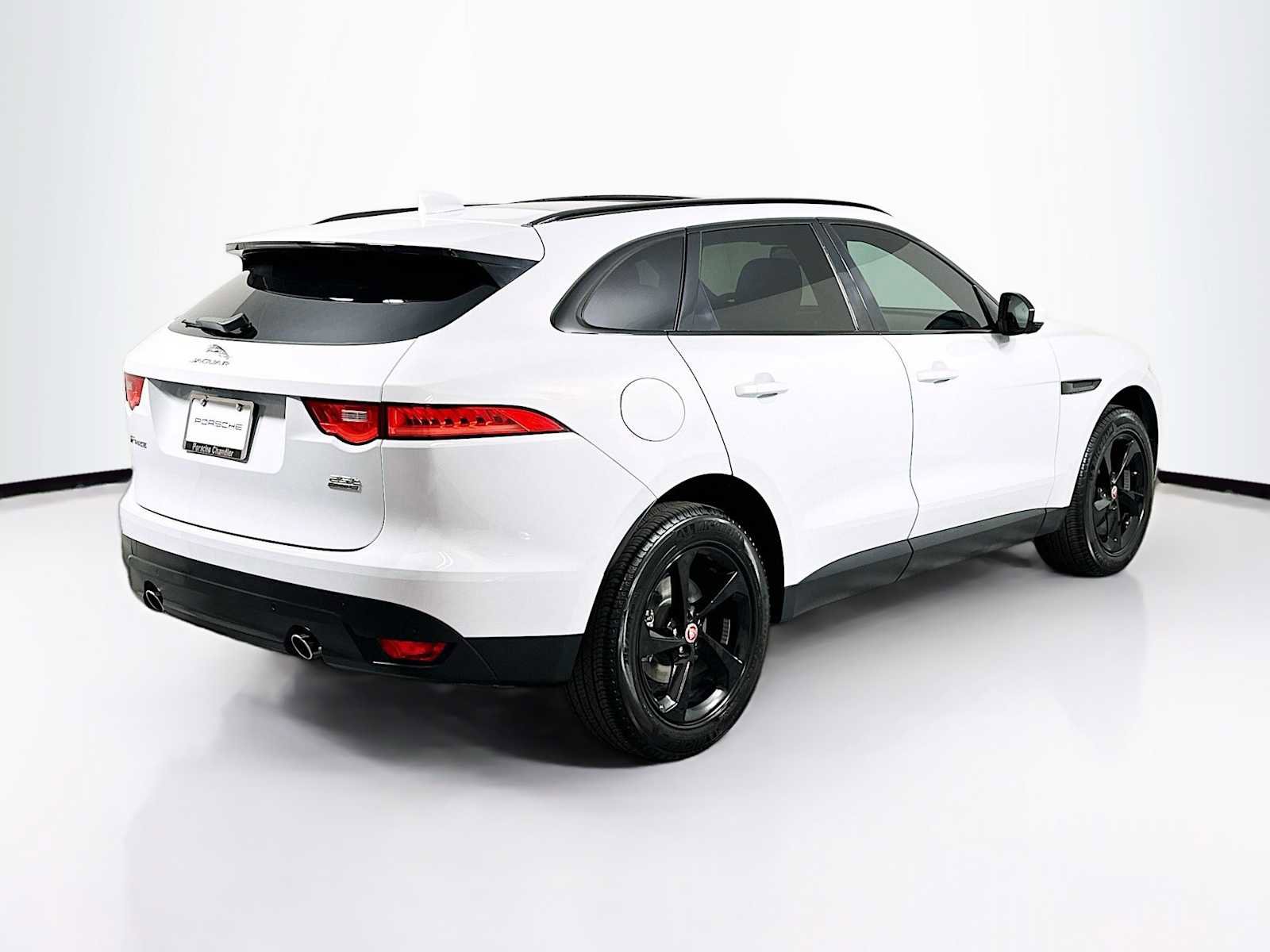 Used 2018 Jaguar F-PACE Prestige AWD/4WD image 9