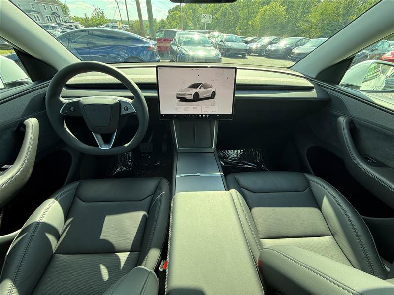 Used 2026 Tesla Model Y Long Range AWD/4WD image 18