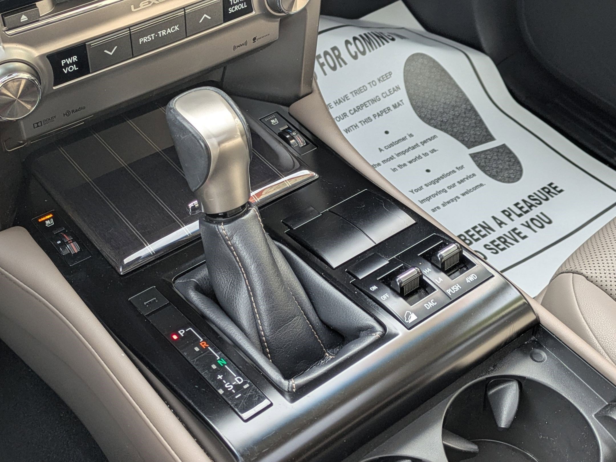 Used 2021 Lexus GX 460 Premium w/ Premium Package image 16