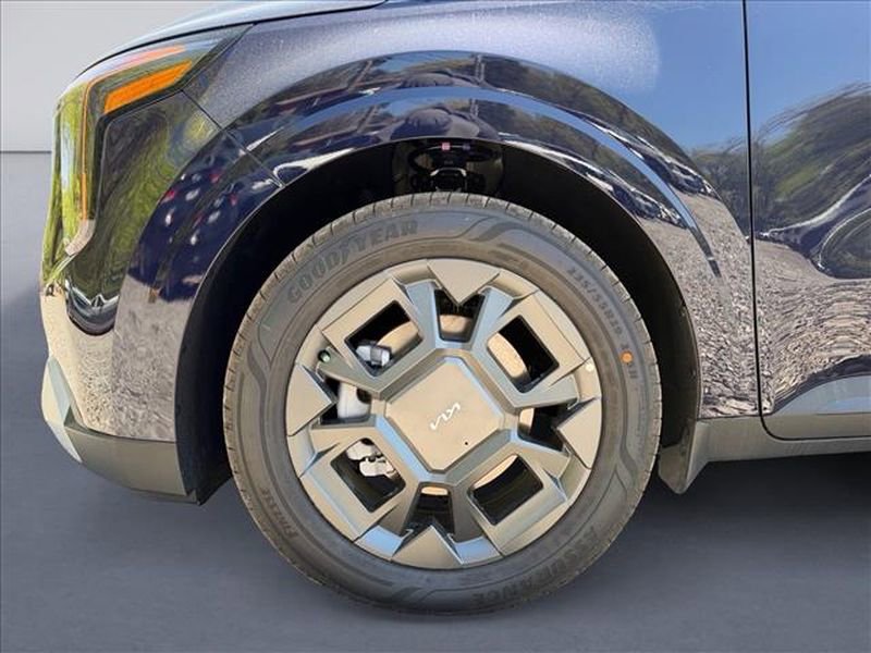 New 2026 Kia Carnival EX image 9