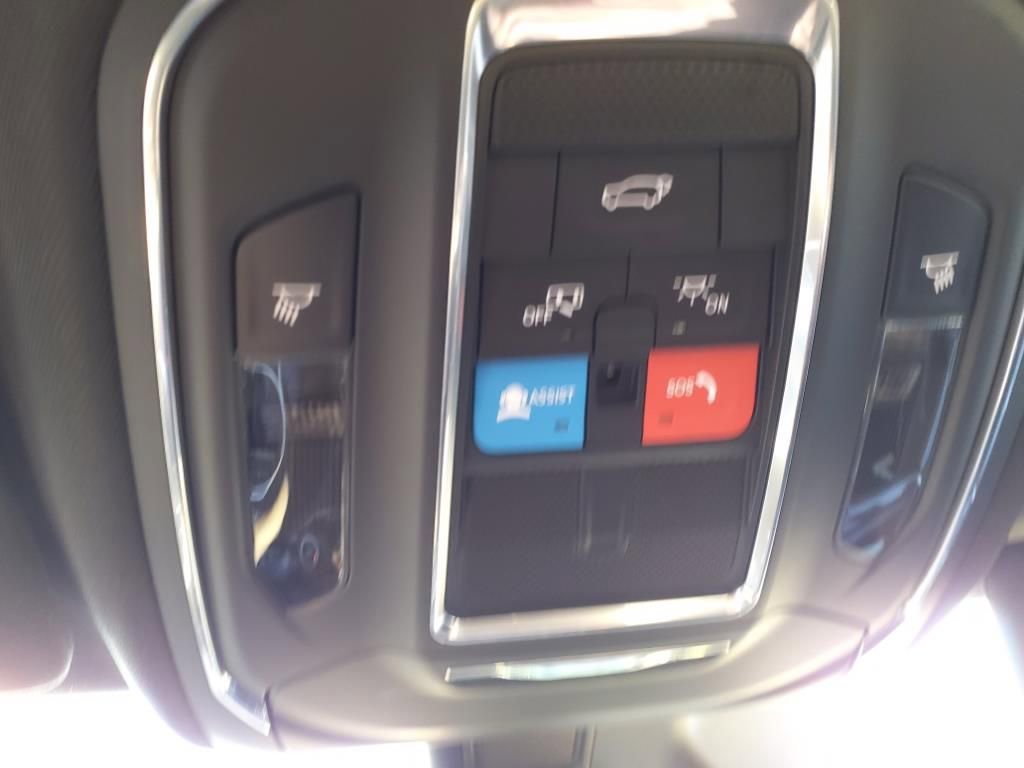 New 2024 Jeep Grand Cherokee Trailhawk w/ Luxury Tech Group III image 20