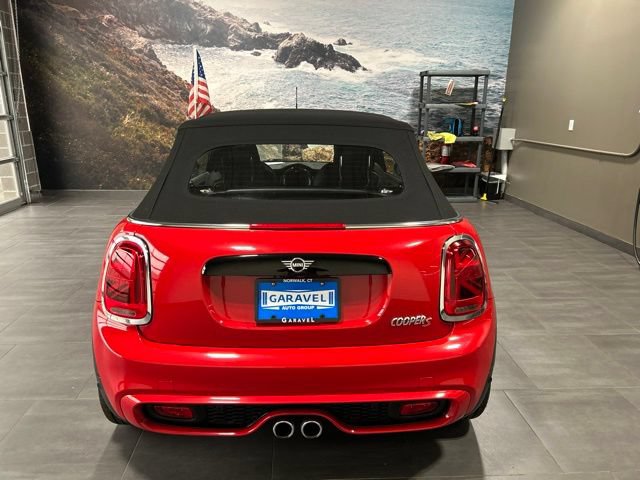 Used 2021 MINI Cooper S w/ Signature Upholstery Package FWD image 31