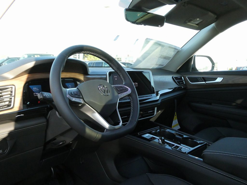 New 2026 Volkswagen Atlas SE image 30
