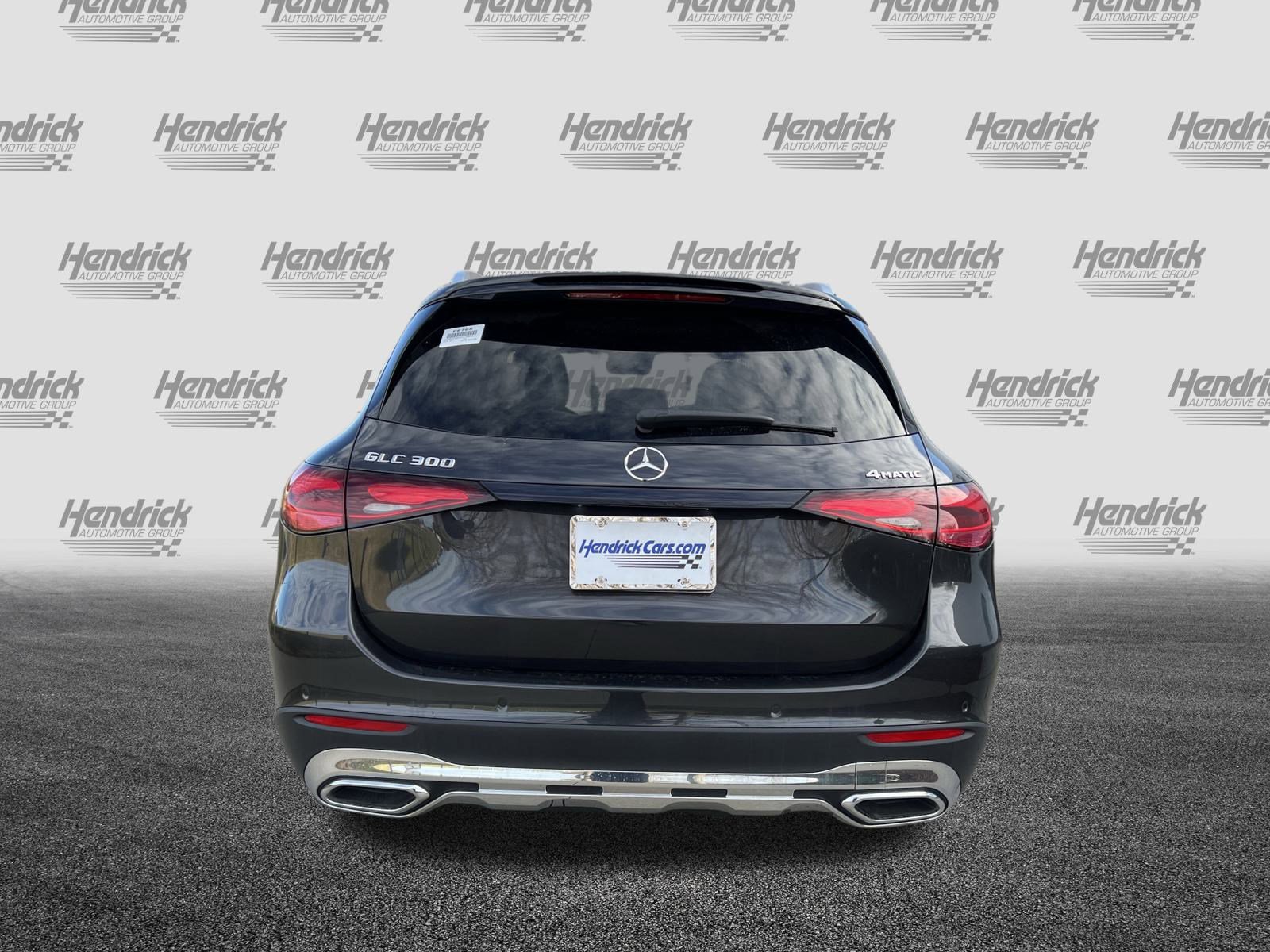 Used 2024 Mercedes-Benz GLC 300 4MATIC image 8