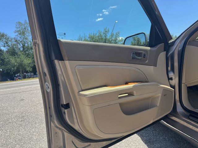 Used 2008 Cadillac STS w/ Preferred Equipment Group RWD image 9
