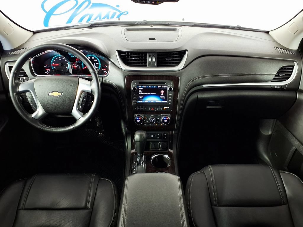 Used 2017 Chevrolet Traverse Premier FWD image 14