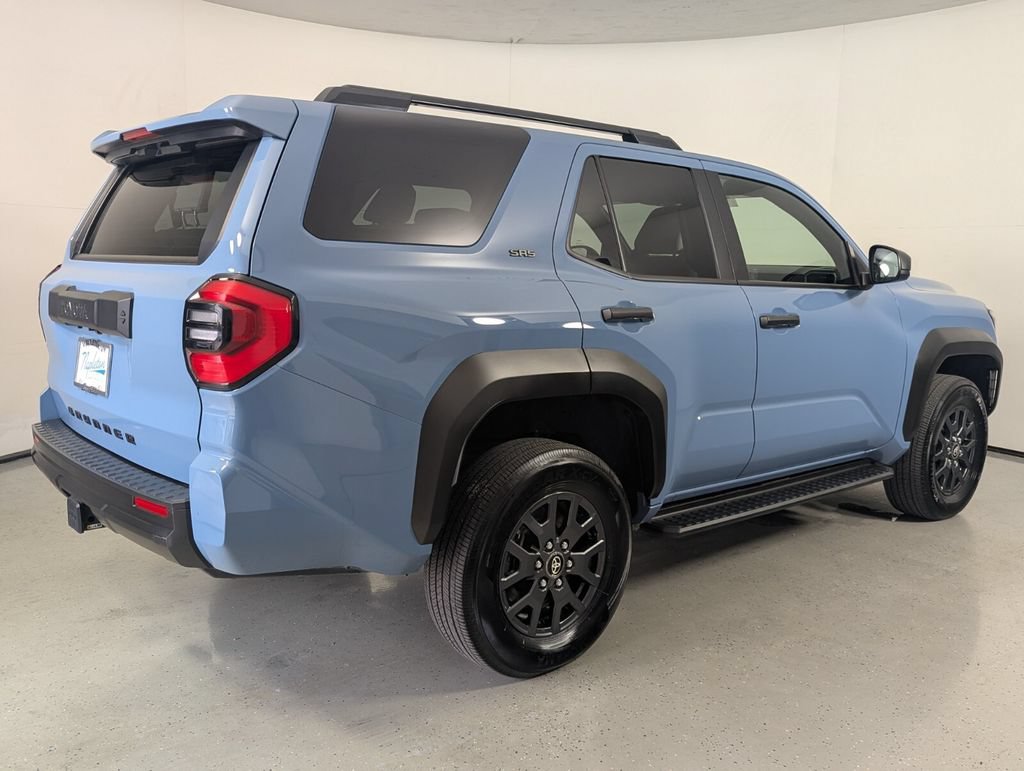 Used 2025 Toyota 4Runner SR5 AWD/4WD image 7
