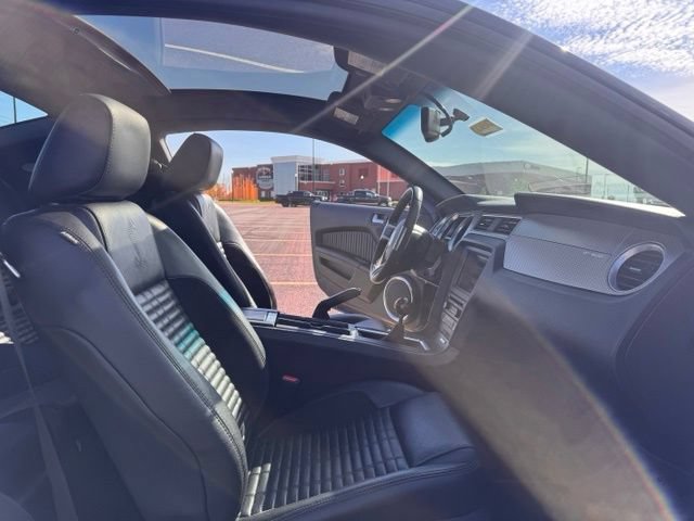 Used 2012 Ford Mustang Shelby GT500 w/ Electronics Pkg RWD image 23