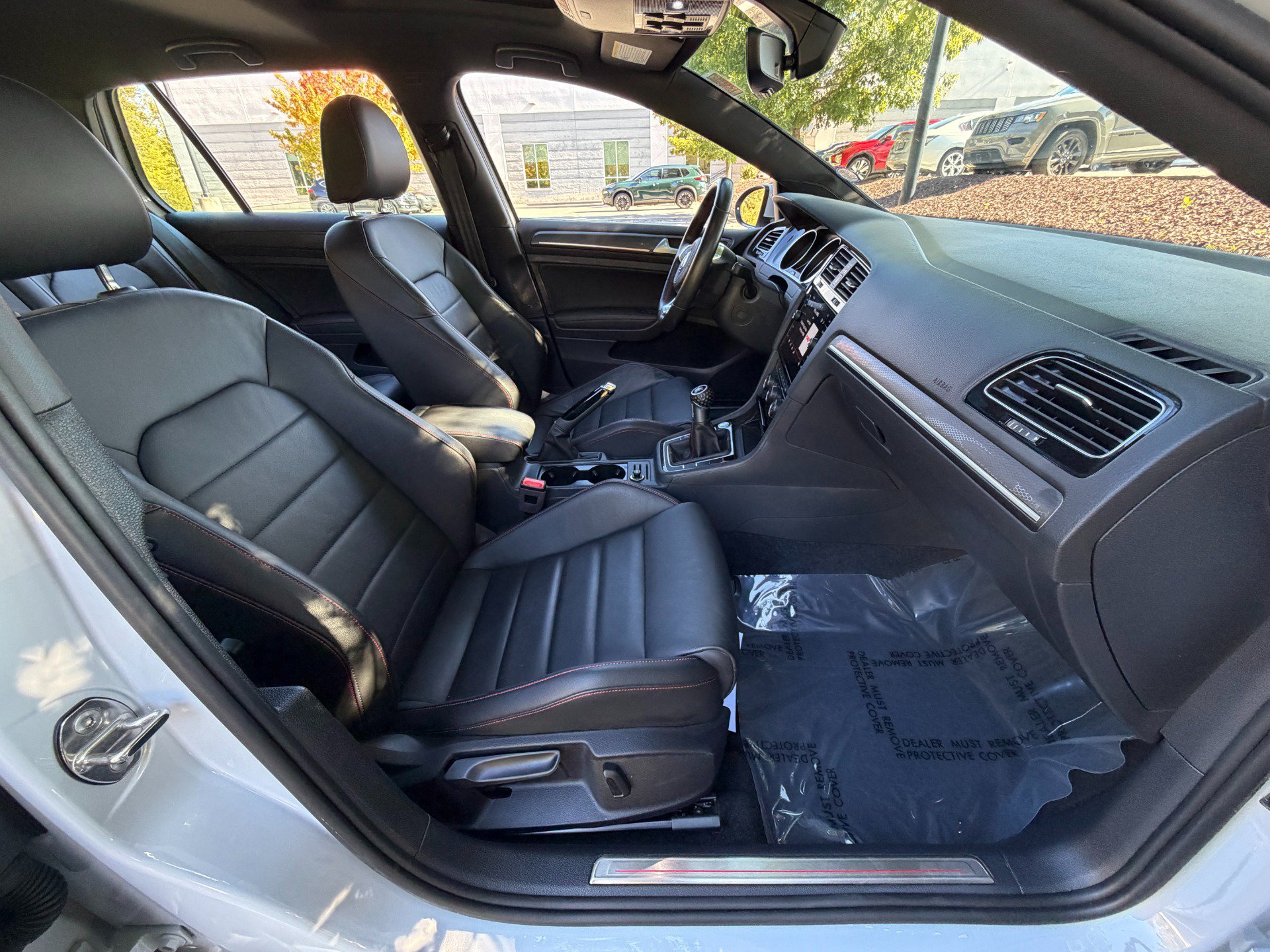 Used 2020 Volkswagen Golf 4-Door FWD image 59