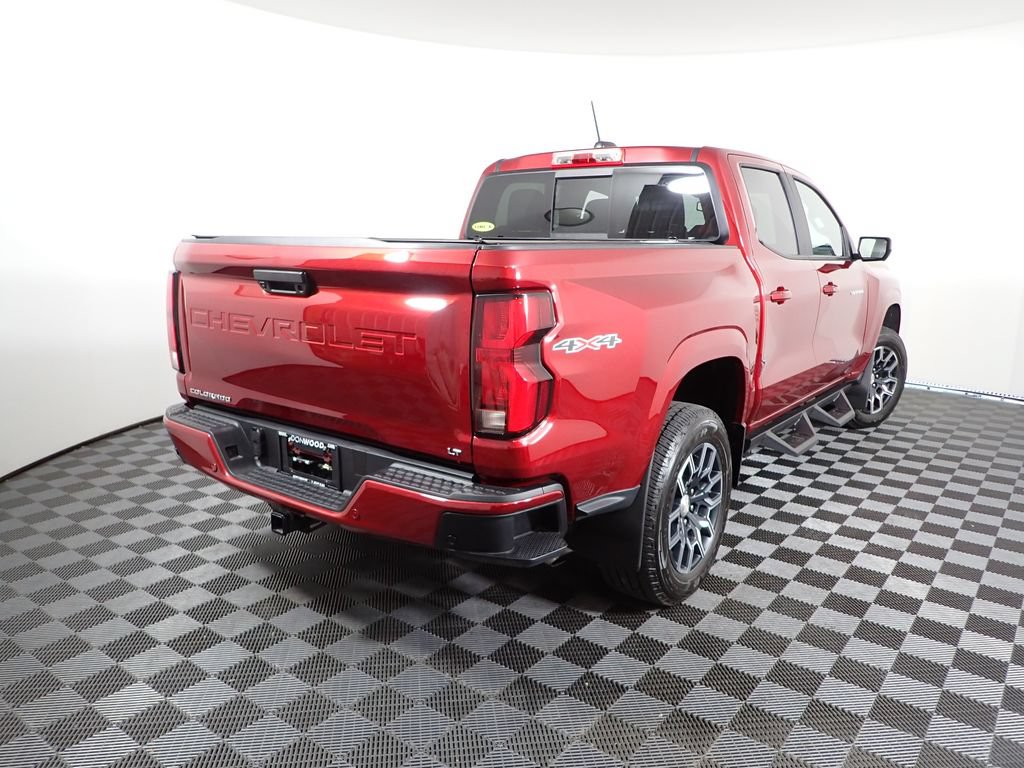 Used 2024 Chevrolet Colorado LT w/ LT Convenience Package III AWD/4WD image 18
