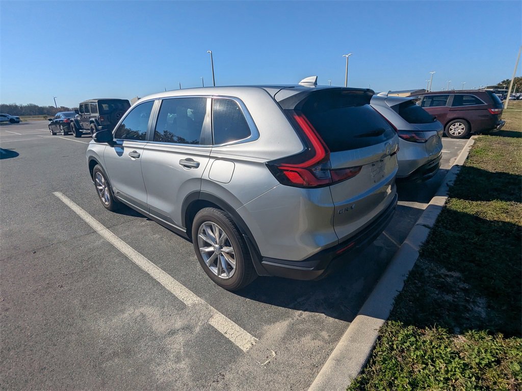 Used 2024 Honda CR-V EX-L image 2