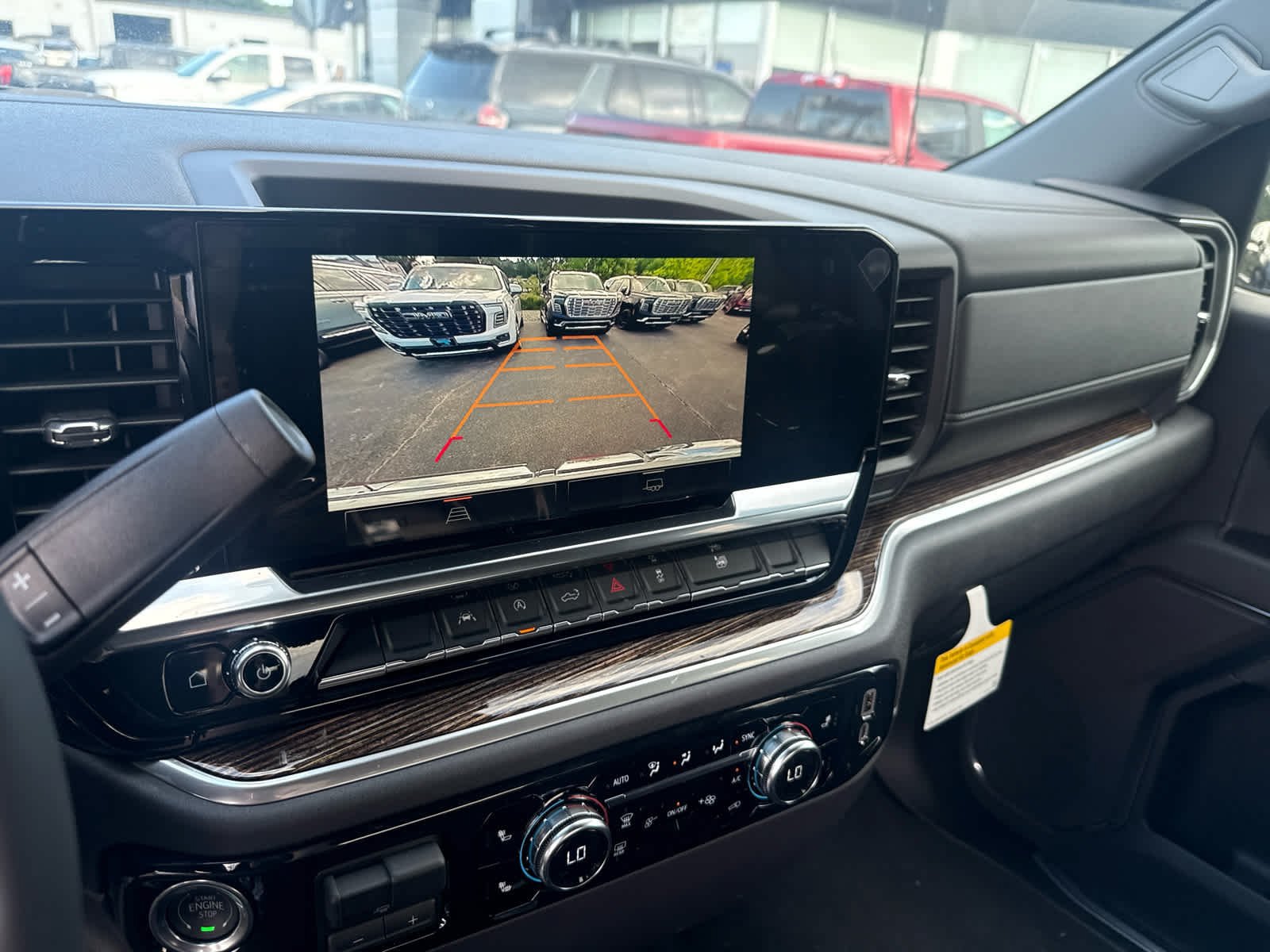 New 2026 GMC Sierra 1500 SLE AWD/4WD image 17